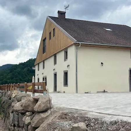 La Cle Des Champs - Le Loft - Jacuzzi Privee *